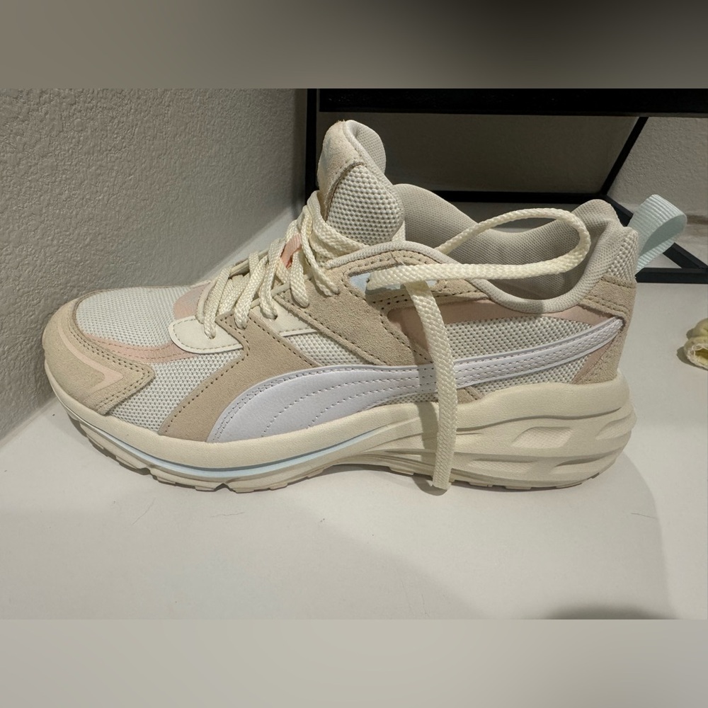 2024 Puma Hypnotic LS 'Warm White Almond' - Picture 2 of 8